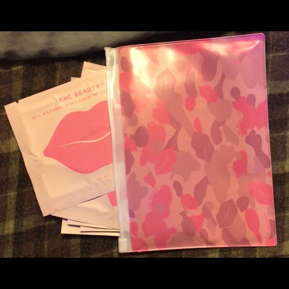 ALL NATURAL COLLAGEN INFUSED LIP MASK